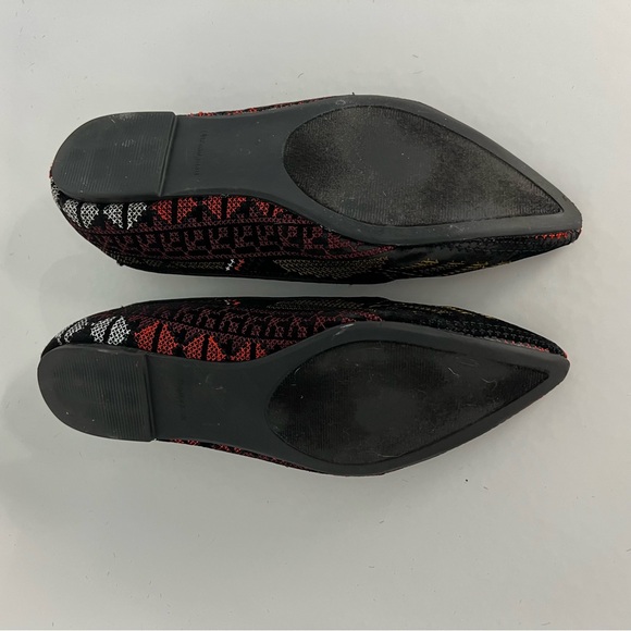 EUC Rampage size 8.5 black embroidered pointy toe flats, - Picture 4 of 6